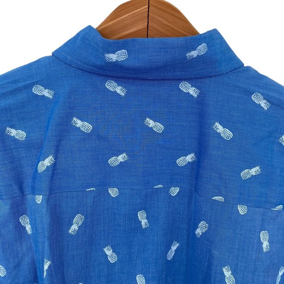 Crown & Ivy Men’s Shirt XL Classic Fit Button Down Motion Flex Blue Pineapples - Picture 4 of 8